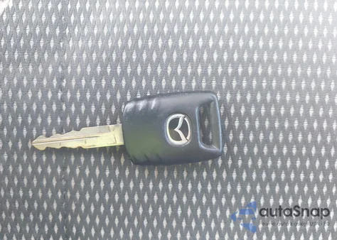 2006 Mazda Tribute S from USA, damaged, VIN 4F2YZ94106KM12805